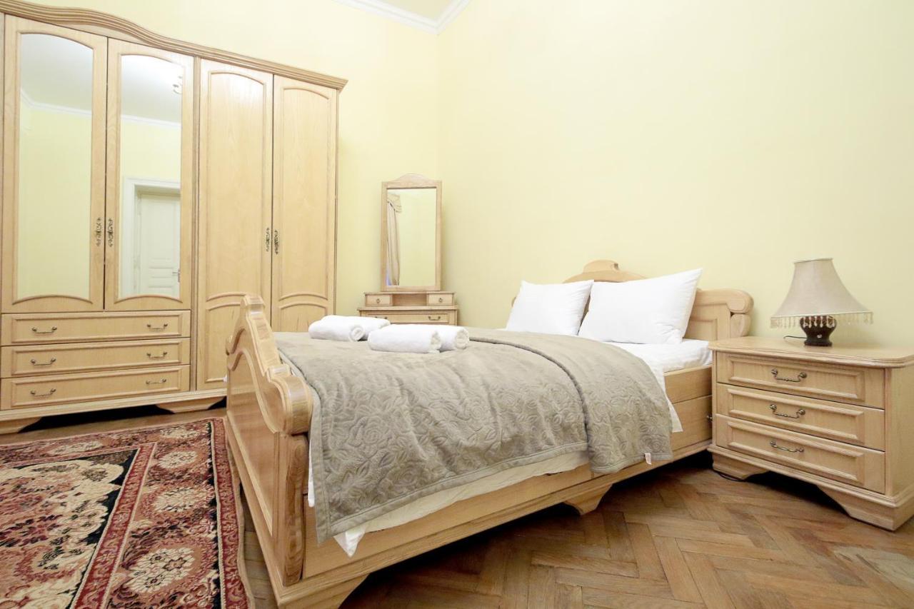 Pro Apartments 12213 Lviv Kültér fotó