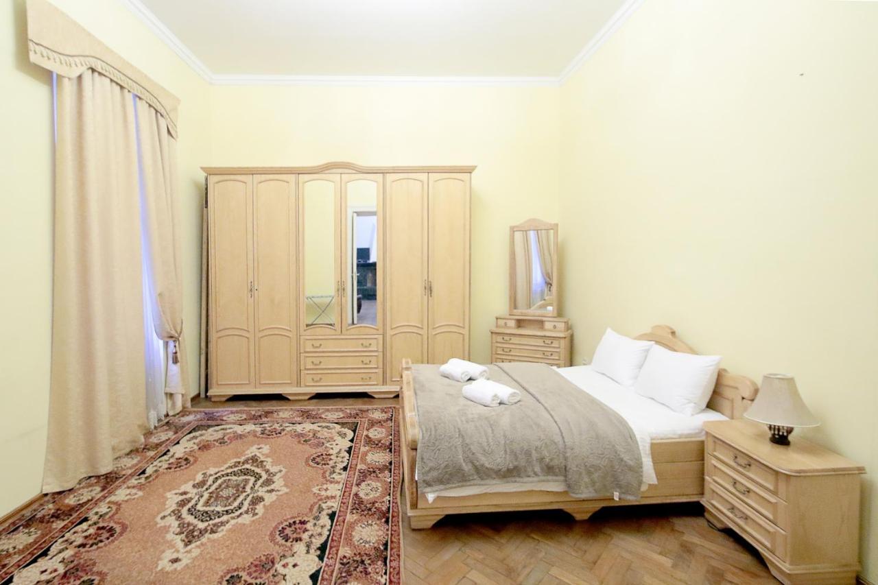 Pro Apartments 12213 Lviv Kültér fotó